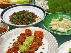 -湖畔鲁菜·二十年老字号餐厅(大明湖店)