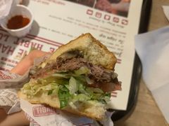 -The Habit Burger Grill 哈比特汉堡(复兴soho店)
