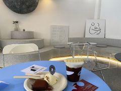 -HUGS coffee(东区店)