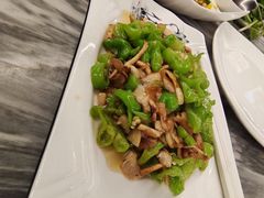 -蔼若春.传承三十年云南菜(金碧公园店)
