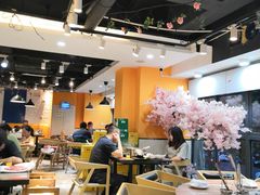 大堂-牛缘村·贵州黄牛肉火锅(西善桥店)