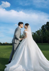-莫兰迪婚纱摄影