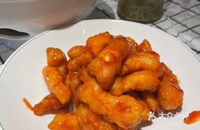 Crispy Pork with Sweet and Sour Sauce and Rice Crackers