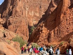 -天山神秘大峡谷