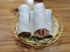 煎饼卷大葱-老济南民间小吃·传统鲁菜(芙蓉街店)