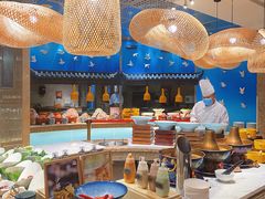 自助取餐区-咖啡苑自助餐厅·中国大饭店