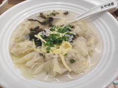 -弄堂咪道-饭香·面香·馄饨香(汇锦广场店)