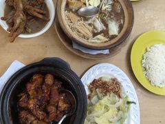 -直落玻璃（瓦煲）肉骨茶