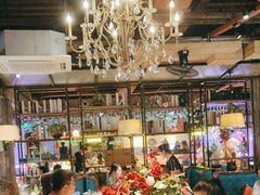 -领鲜活海鲜榴莲自助火锅(东门店)