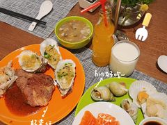 三文鱼刺身-斑斓西餐厅·自助茶点(高崎机场佰翔花园酒店)