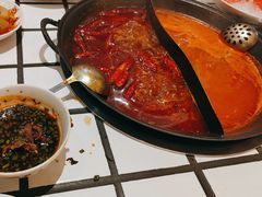 -朱光玉火锅馆(正弘城店)