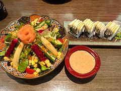 三文鱼牛油果沙拉-玉川屋创意日料(北美新天地店)