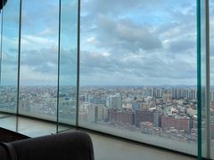 -荣誉国际酒店-云顶旋转餐厅