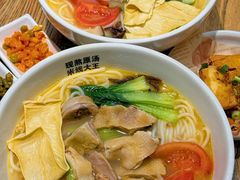 -蒙自源米线大王(东方宝泰店)