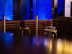 -Whisper Bar 
