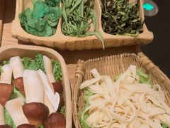-盡膳口福跷脚牛肉火锅(国贸商城店)