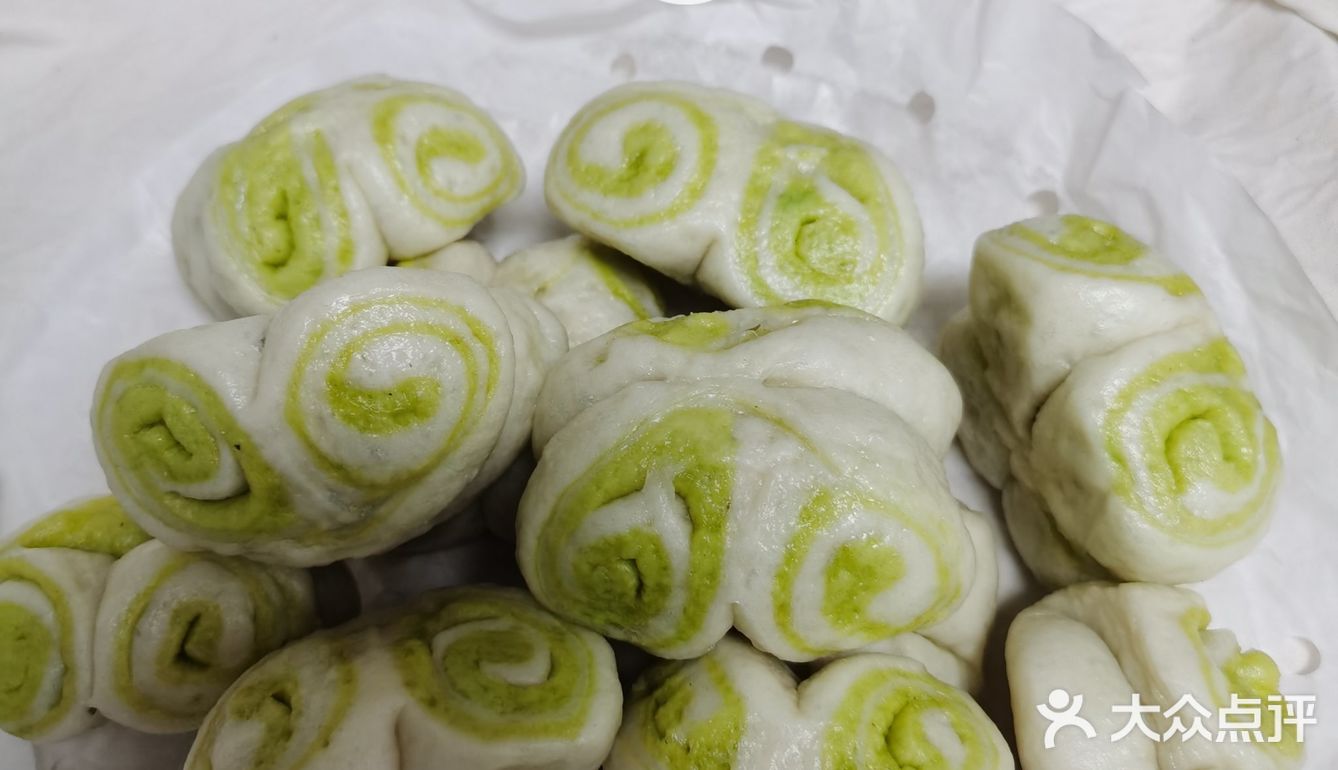 小馒头[礼花][礼花][礼花]