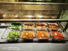 免费小菜-山城辣妹子重庆火锅(呼家楼北街店)