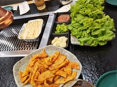 -臻牛烤肉