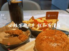 -必胜客(东大桥店)