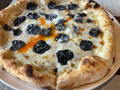 黑松露有机蛋Pizza-Atto Primo