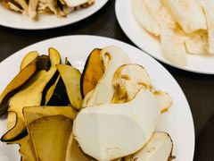 -天宜隆蘑菇宴火锅(石景山旗舰店)