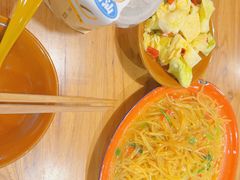 -先启半步颠小酒馆(周浦万达店)