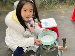 -前小桔亲子创意农场·草莓采摘·露营烧烤