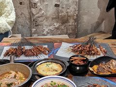 -破瓦寒窑·地摊烤羊排