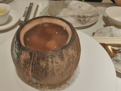 椰子八宝鸡汤-闻见中国海南菜(K11店)