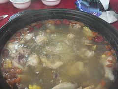 -花苑美食横琴生蚝火锅(拱北粤华路店)