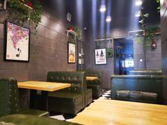 -愉肴麻辣香锅(中山路店)