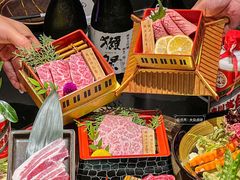 -山川小町·极番烧肉(新地假日广场店)