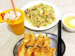 广州炒饭-芬芳甜品(同福路店)