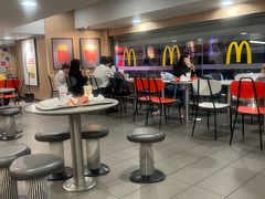 -麦当劳(国际大厦店)