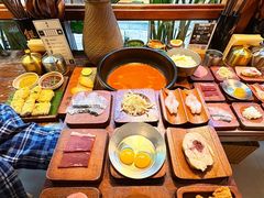 -银米·云南传统过桥米线(双廊黑金冠店)
