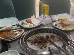 -金滏山烤肉·海鲜·火锅自助餐厅(襄阳万达店)