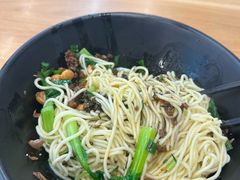 -丽影重庆小面(定西路店)