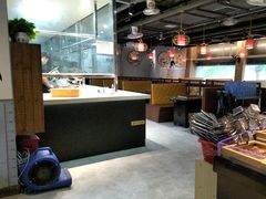 -牛里牛气· 榴莲海鲜鲜牛肉自助火锅·烤肉(横岗店)