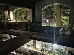 -穹六人间 people 6(岳阳路店)