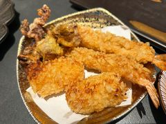 -铭牛烧肉·和牛海鲜自助(高新月牙湖店)