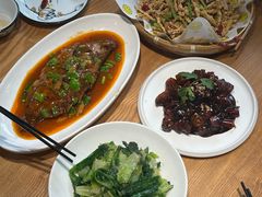 -董厨煨汤馆(车站路店)