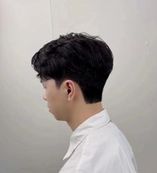 -V8潮牌·接发烫染连锁