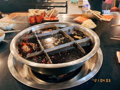 -邓莽子老火锅(中兴路总店)