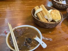 -穆彦华逍遥镇胡辣汤(岗坡路店)