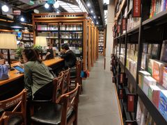 -西西弗书店&矢量咖啡(凯德晶萃广场店)