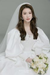 点击看大图 -挪娅婚纱摄影皇家会所