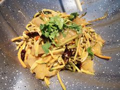 东北大拉皮-95号酱骨·一块豆腐(展春园西路店)