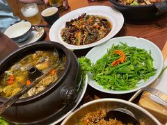 -老滇山寨•云南特色菜•地方菜•民族风情歌舞表演(金碧店)
