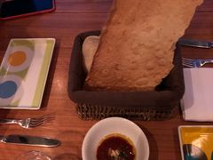 歺前面包-上海柏悦酒店·世纪100牛排馆